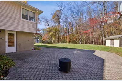 4 Ledgewood Trl, Kinnelon, NJ 07405 - Photo 42