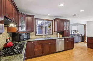 4 Ledgewood Trail, Kinnelon, NJ 07405 - Photo 18