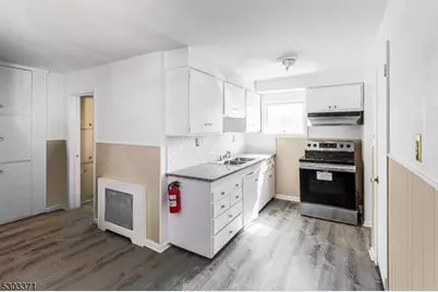 26 Schooleys Mountain Rd, Washington Township, NJ 07853 - Photo 2