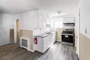 26 Schooleys Mountain Rd, Washington Township, NJ 07853 - Photo 2