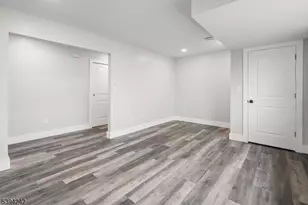 97 Newport Ave, Franklin Township, NJ 08873 - Photo 26