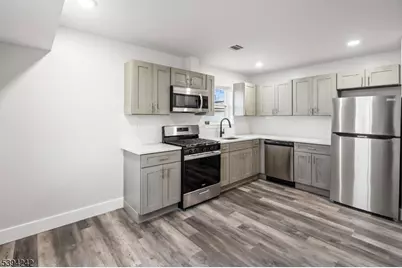 97 Newport Ave, Franklin Township, NJ 08873 - Photo 28