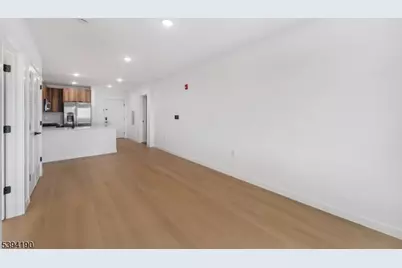 768 Bergen St #4D, Newark, NJ 07108 - Photo 6