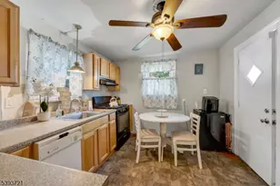 307 Eastern Pkwy, Newark, NJ 07106 - Photo 14