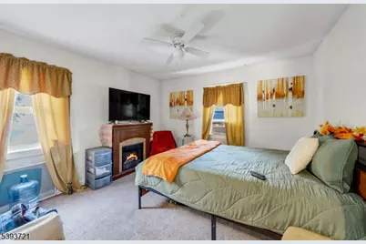 307 Eastern Pkwy, Newark, NJ 07106 - Photo 10