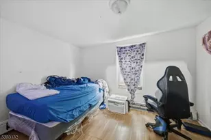 38 Fox St, Phillipsburg, NJ 08865 - Photo 16