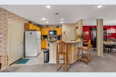25 Mayer Dr, Clifton, NJ 07012 - Photo 12