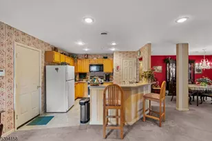 25 Mayer Dr, Clifton, NJ 07012 - Photo 12