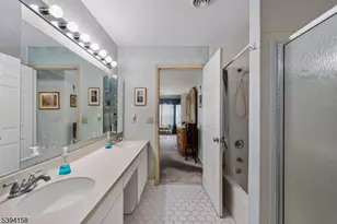 25 Mayer Dr, Clifton, NJ 07012 - Photo 24