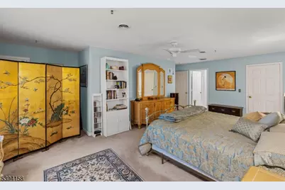 25 Mayer Dr, Clifton, NJ 07012 - Photo 18