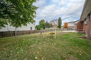 1037 Hamilton St, Franklin Township, NJ 08873 - Photo 32