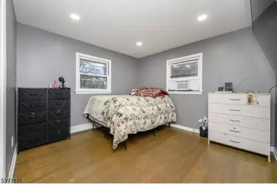 1037 Hamilton St, Franklin Township, NJ 08873 - Photo 16