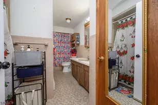 1037 Hamilton St, Franklin Township, NJ 08873 - Photo 18