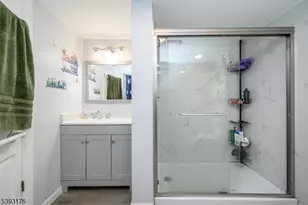 1037 Hamilton St, Franklin Township, NJ 08873 - Photo 24