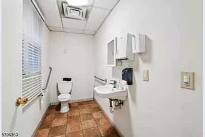 99 Berkshire Ave, Paterson, NJ 07502 - Photo 14