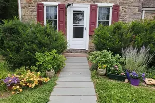 14 Sandbrook Headquarters, Delaware Township, NJ 08559 - Photo 2