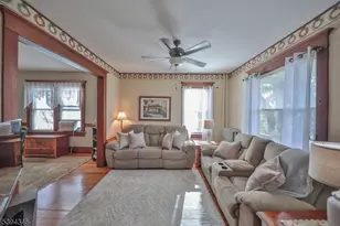 52 Washington St, Phillipsburg, NJ 08865 - Photo 10