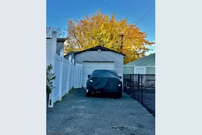 602 Chancellor Ave, Irvington, NJ 07111 - Photo 2