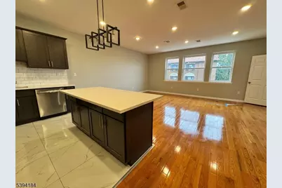 61 N Grove St, East Orange, NJ 07017 - Photo 10