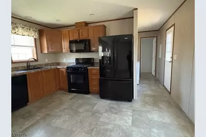 11 Zimmer Drive, Franklin Boro, NJ 07416 - Photo 14