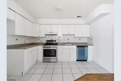 55 Lincoln Ave, Newark, NJ 07104 - Photo 8