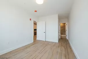 67 Summer Ave, Newark, NJ 07104 - Photo 6