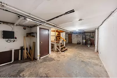 73 Virginia Ave, Jersey City, NJ 07304 - Photo 16