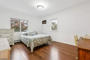 15 E Pierrepont Ave, Rutherford, NJ 07070 - Photo 28