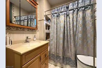 97 4th Ave, East Orange, NJ 07017 - Photo 8