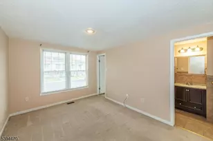 8 Constitution Way, Franklin Boro, NJ 07416 - Photo 18