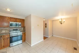 8 Constitution Way, Franklin Boro, NJ 07416 - Photo 14