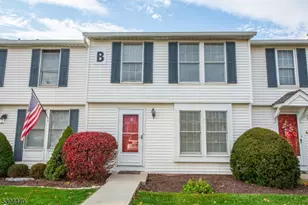 8 Constitution Way, Franklin Boro, NJ 07416 - Photo 2