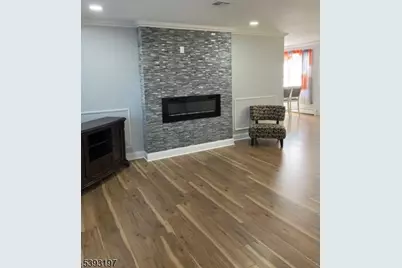 5 Shaw Ct, Berkeley Township, NJ 08757 - Photo 4