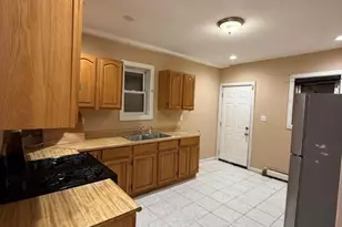 389 Amherst St, East Orange, NJ 07018 - Photo 2