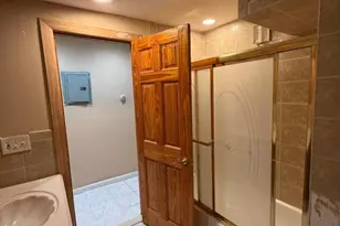 389 Amherst St, East Orange, NJ 07018 - Photo 8