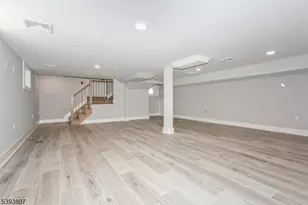 8 Gregory Rd, Springfield, NJ 07081 - Photo 20