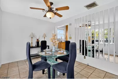 352 Myrtle Ave, Scotch Plains Township, NJ 07076 - Photo 10