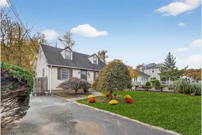 352 Myrtle Ave, Scotch Plains Township, NJ 07076 - Photo 4