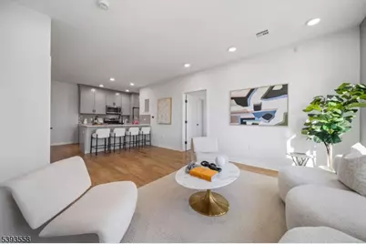 37 Farrand St #402, Bloomfield Twp., NJ 07003 - Photo 6