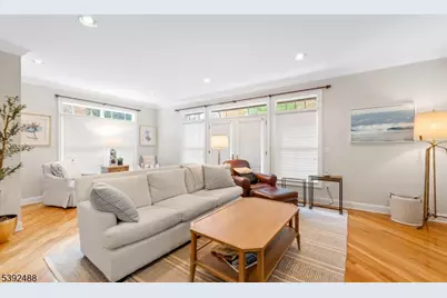 601 Lindabury Ln, Tewksbury Township, NJ 07979 - Photo 8