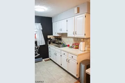 37 Espy Rd #6B, Caldwell, NJ 07006 - Photo 2