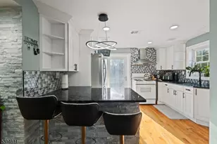 419 Bernard Ave, Linden, NJ 07036 - Photo 2