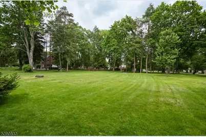 251-B Elmwynd Dr, City Of Orange Twp., NJ 07050 - Photo 10