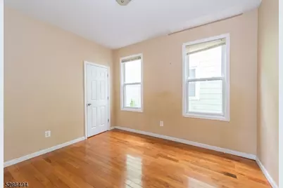 779 S 16th St, Newark, NJ 07103 - Photo 6