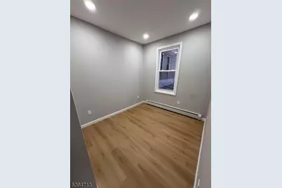 437 Elizabeth Ave, Elizabeth, NJ 07206 - Photo 6