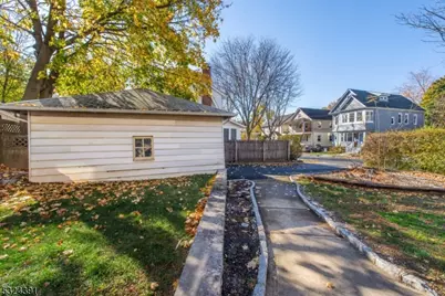 51 Cedar Ave, Montclair, NJ 07042 - Photo 24