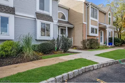 180 Hollow Oak Ct, Hillsborough Township, NJ 08844 - Photo 2