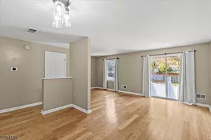 839 Valley St, Union Township, NJ 07088 - Photo 4