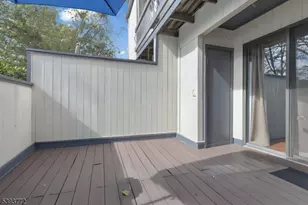 227 Arrowood Way, Bernards Township, NJ 07920 - Photo 2