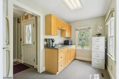 34 Park St, Montclair, NJ 07042 - Photo 4